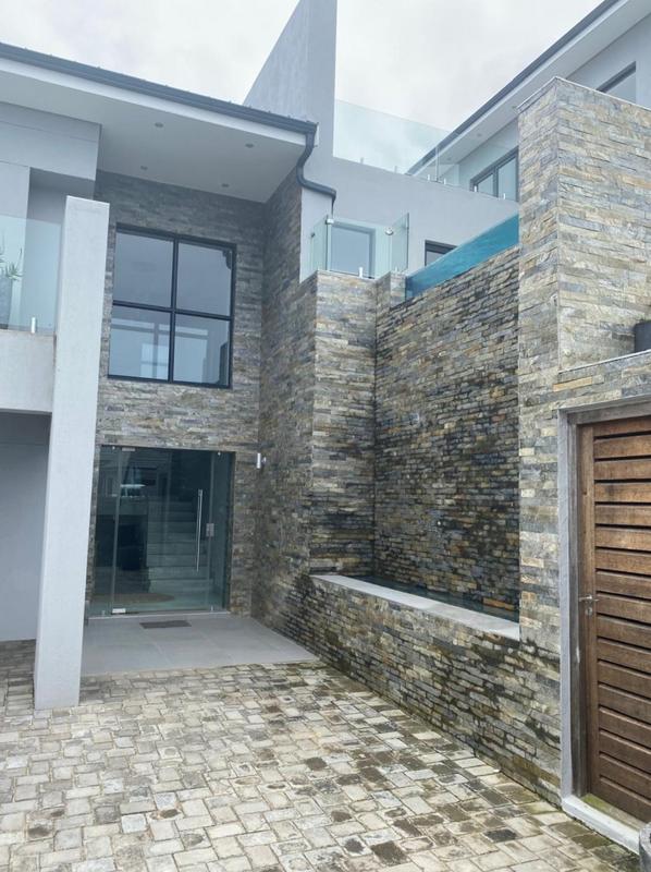 5 Bedroom Property for Sale in Pinnacle Point Golf Estate Western Cape